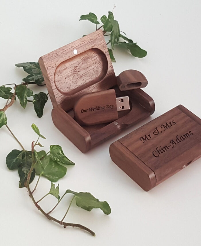 Walnut USB in Solid Wood Gift Box
